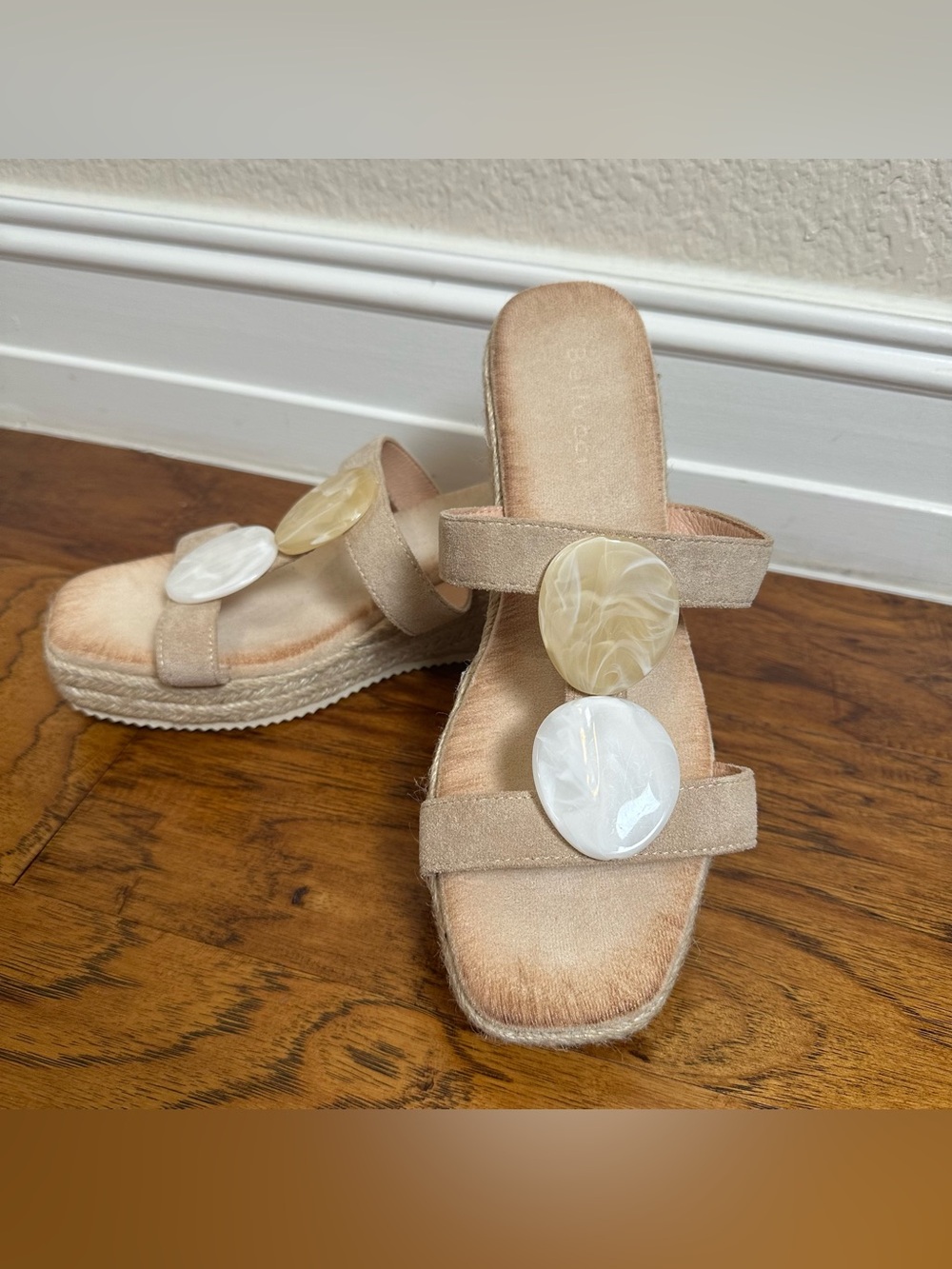 Bellucci Women’s Beige Suede Espadrille Platform Sandals Size 40